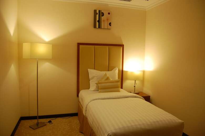 Golden Ocean Hotel