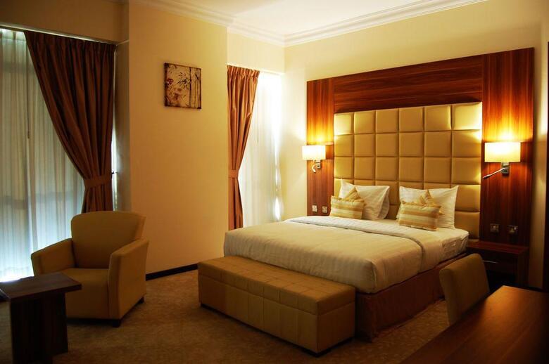 Golden Ocean Hotel