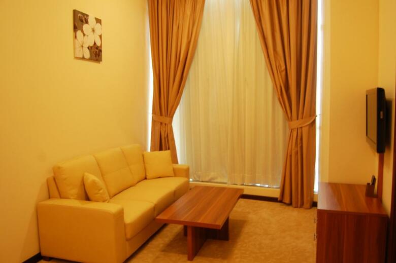 Golden Ocean Hotel