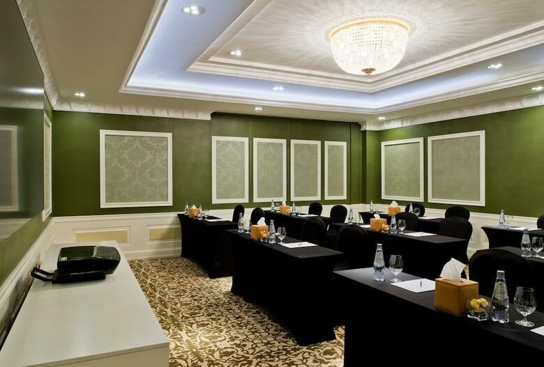 Warwick Doha Hotel