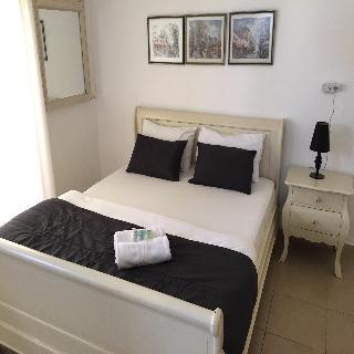 Sea Side Hotel