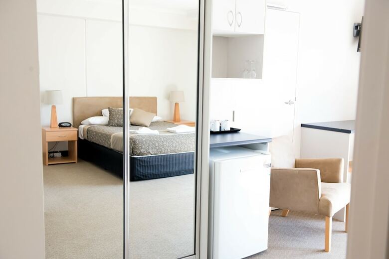 Hotel Capella Coach Inn