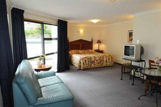 97 Motel Moray