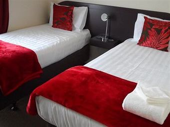 B K S Motor Lodge