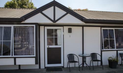 Tudor Park Motel