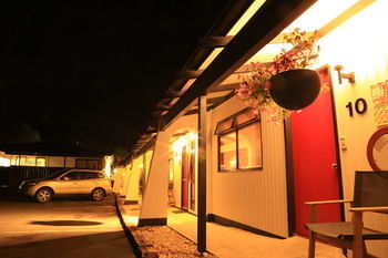Papakura Motor Lodge & Motel