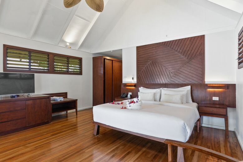 Hotel Iririki Island Resort