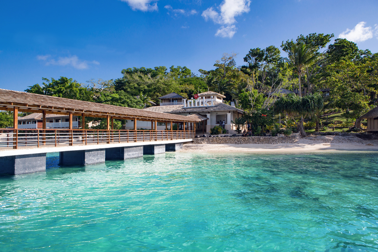 Hotel Iririki Island Resort