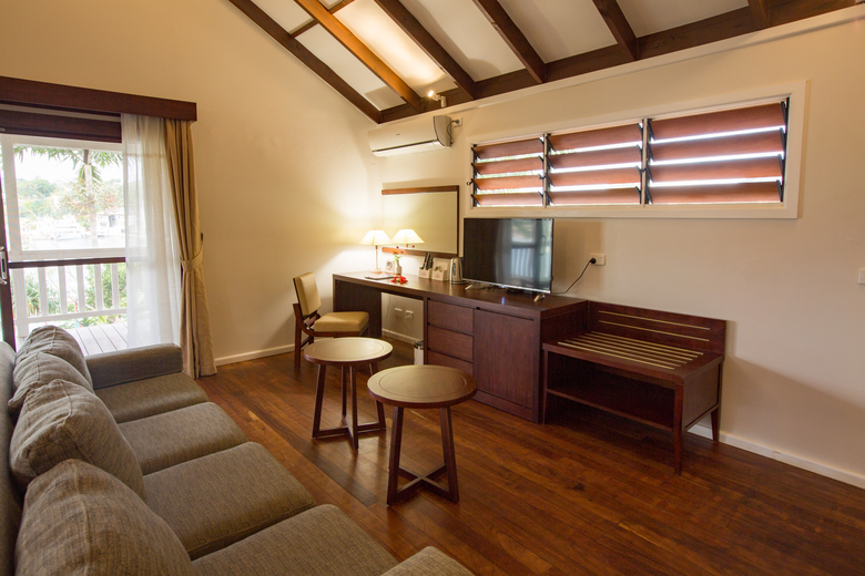 Hotel Iririki Island Resort