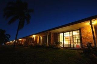 Lakeside Lodge Motel
