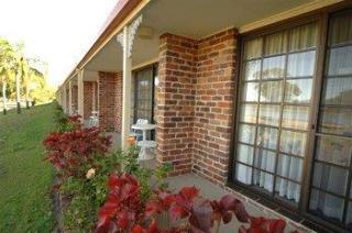 Lakeside Lodge Motel