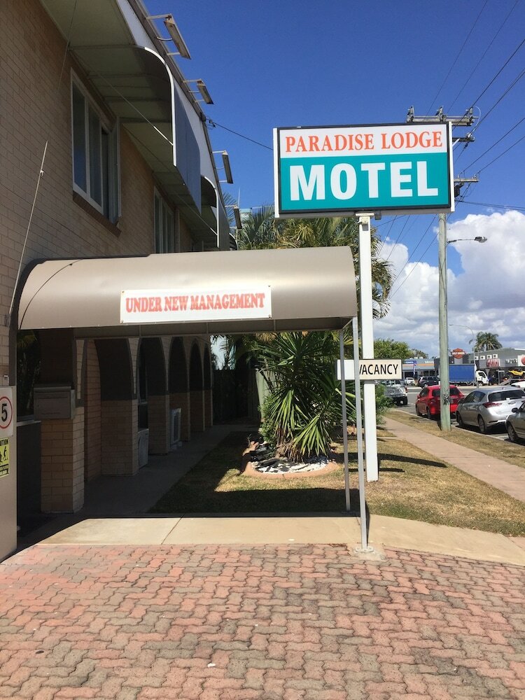 Paradise Motel