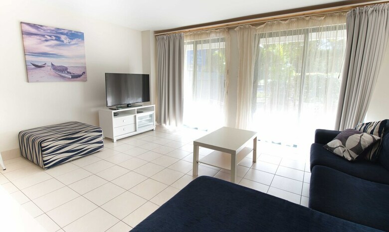 Hotel Nelson Bay Breeze Resort