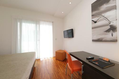 Hotel Simi Lan B&B