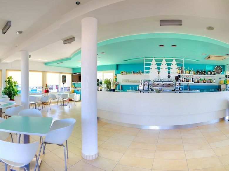 Hotel Columbia