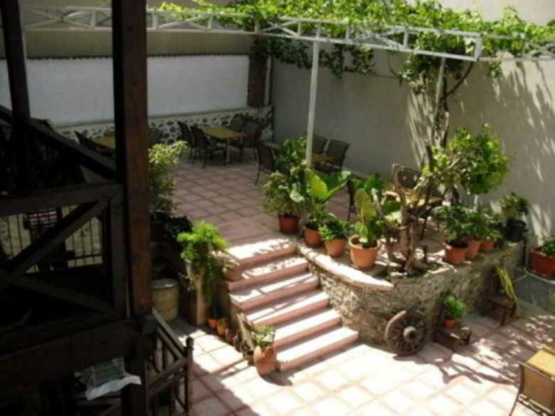 Hostal Guest House Bujtina Leon