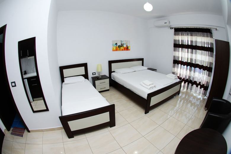Apartamento Heksamil Hotel