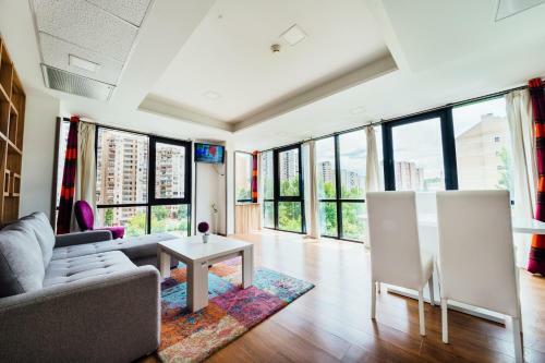 University Hotel Emiran