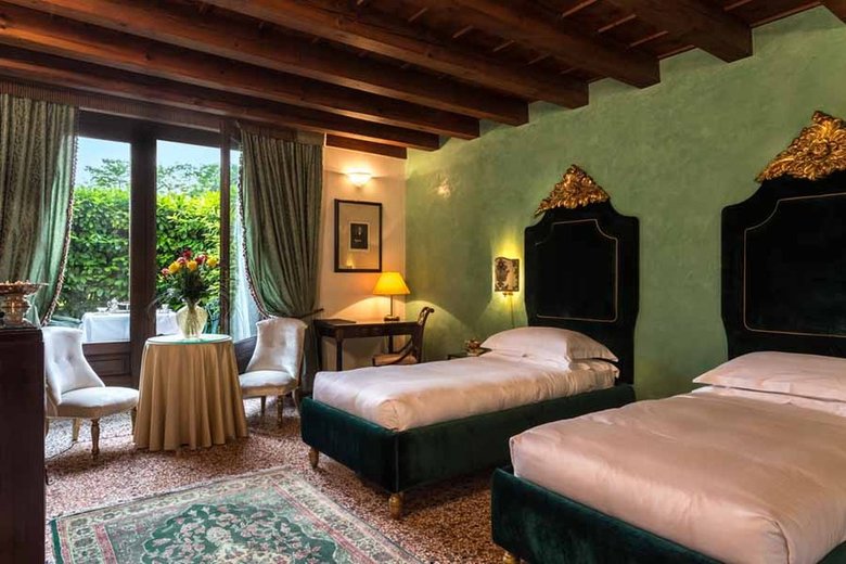 Hotel Villa Del Quar
