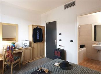 Hotel Mary