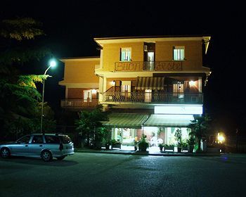 Hotel Paradiso