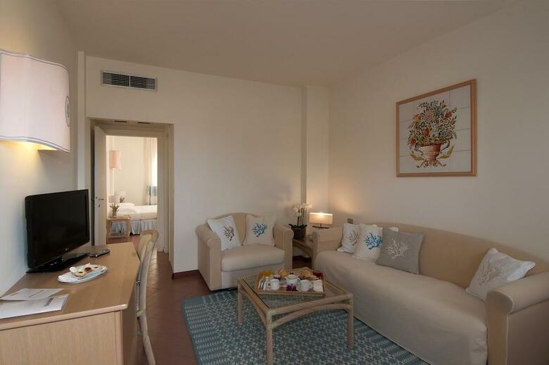 Hotel Palau