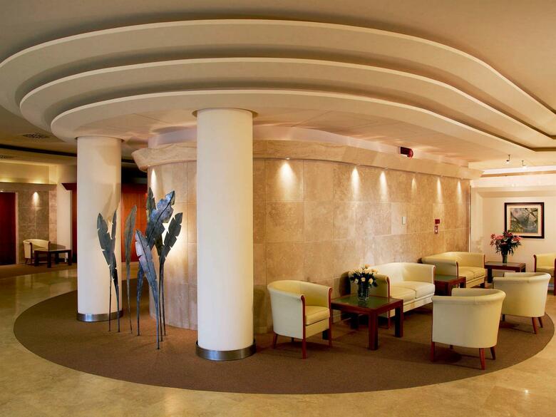 Hotel Novotel Roma La Rustica