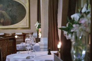 Hotel Royal