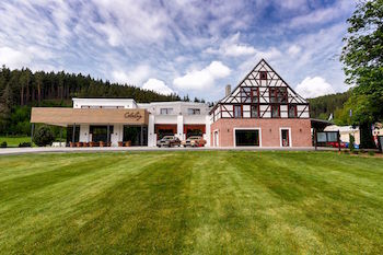 Hotel Golf & Spa Resort Cihelny