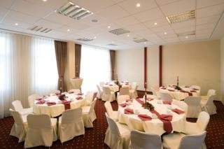 Hotel NH Berlin Treptow
