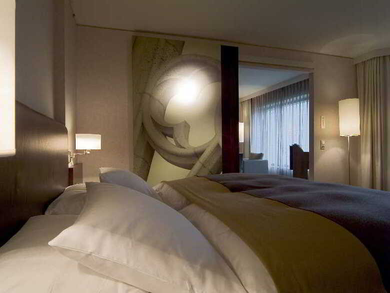 Hotel Dorint Am Heumarkt Koeln