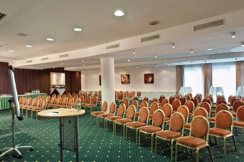 Hotel Wyndham Garden Dresden