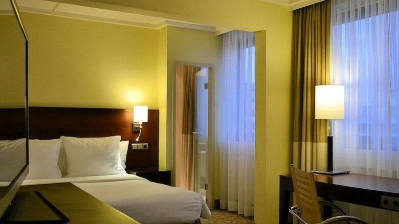 Hotel Courtyard By Marriott Duesseldorf Seestern