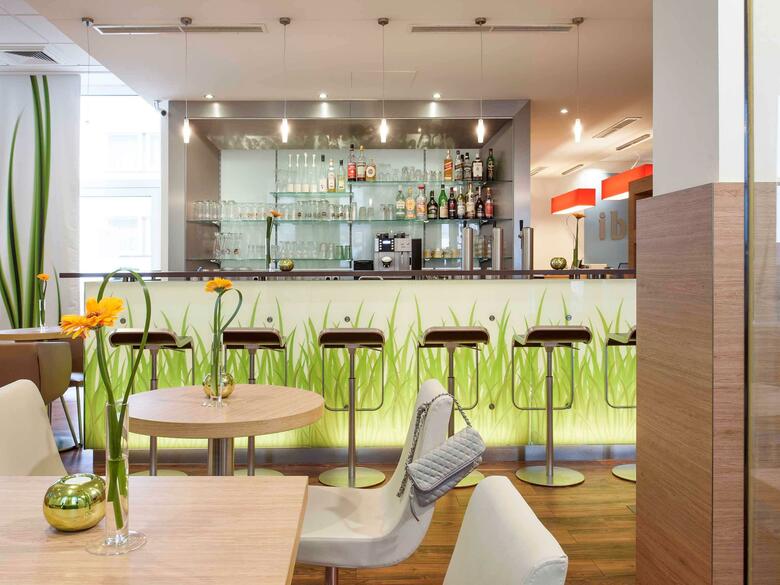 Hotel Ibis Dusseldorf Hauptbahnhof