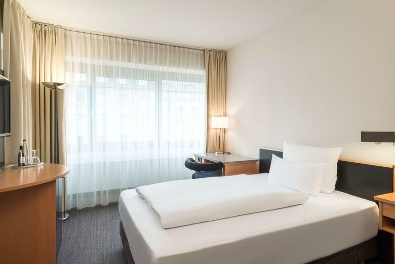 Hotel NH Dusseldorf City