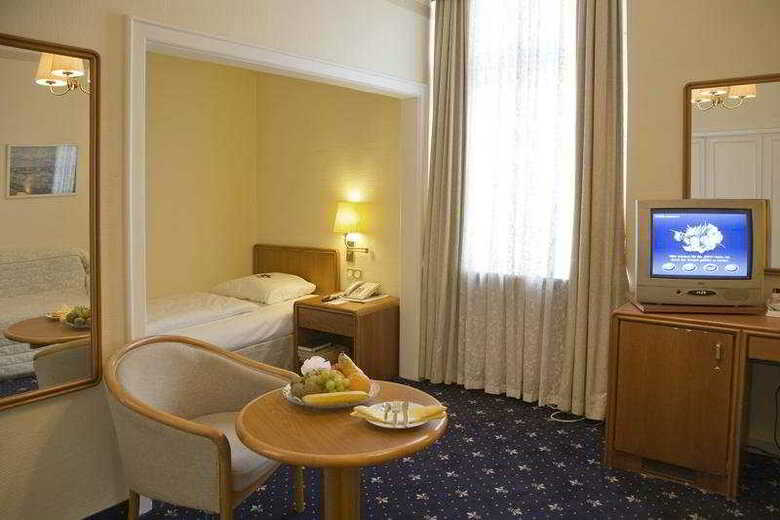 Hotel Monopol