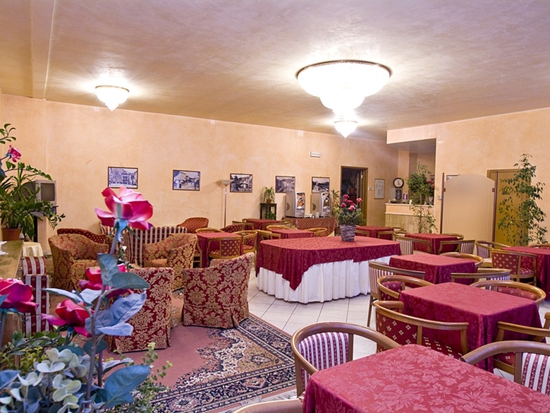 Hotel Roma