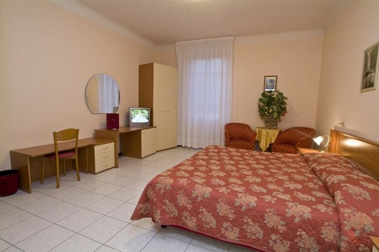 Hotel Roma