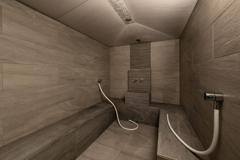 Aquatis Hotel