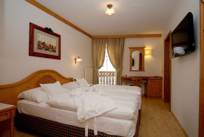 Central Hotel