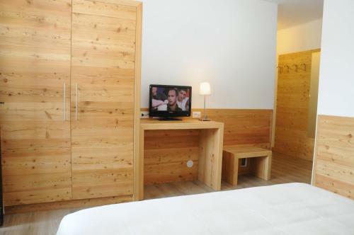 Hotel Arnica Garn�