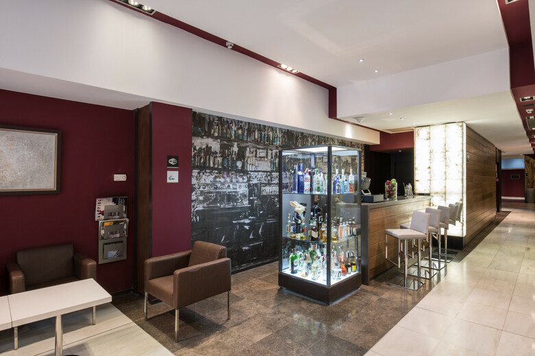 Hotel Catalonia Port