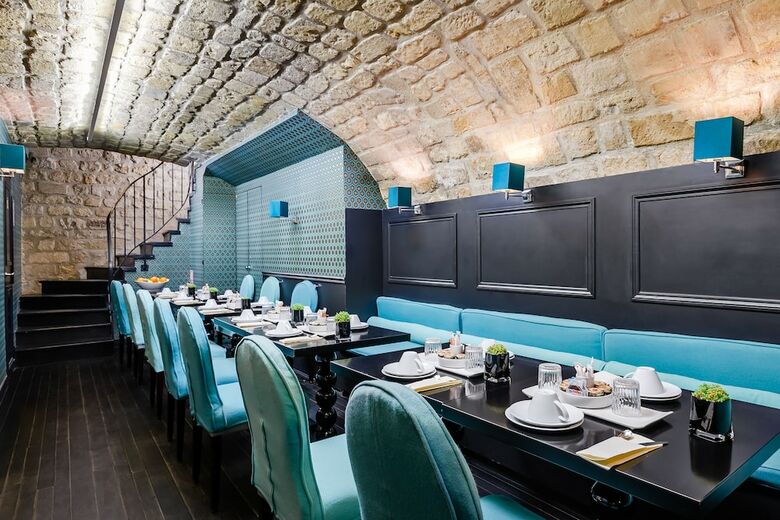 Hotel Monceau Elysees