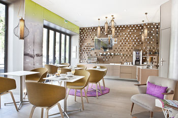 Hotel Eiffel Segur