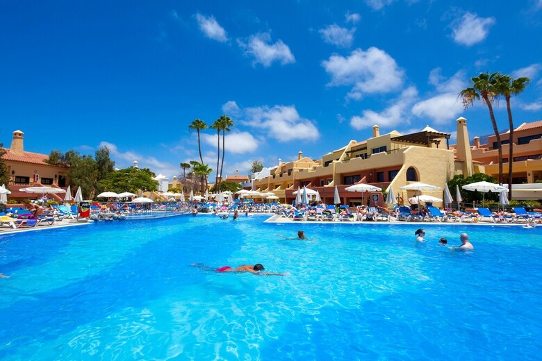 Hotel Dream Villa Tagoro