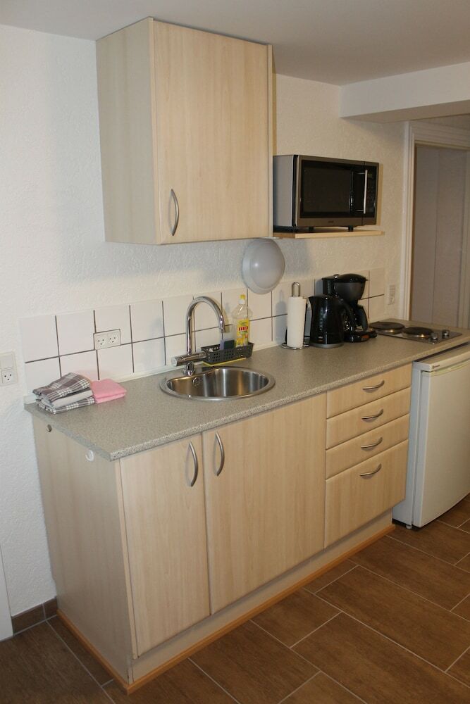 Amalie Bed And Breakfast & Apartments
