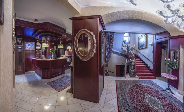 Hotel Urania