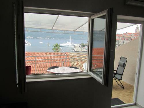 Hostal Guesthouse Franica