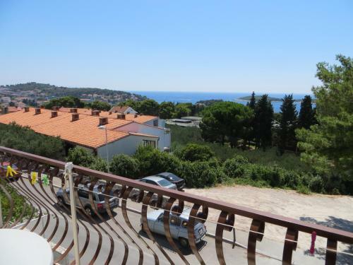 Apartments And Rooms Rogosic