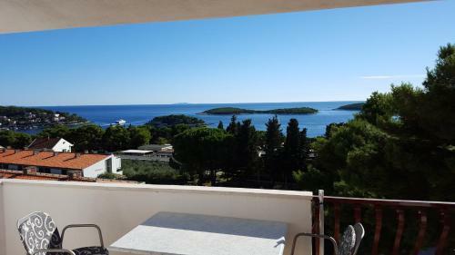 Apartments And Rooms Rogosic